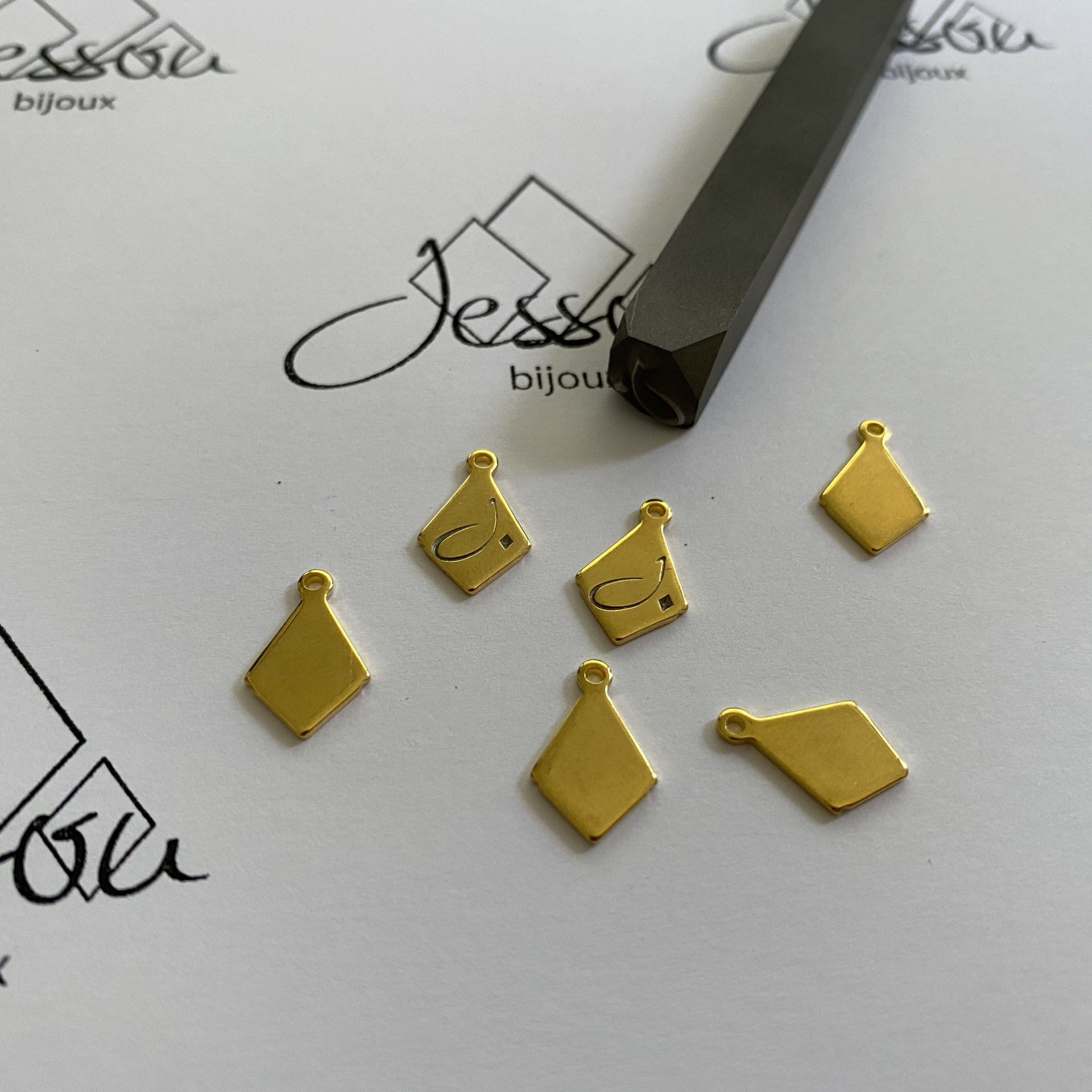 Jessou Bijoux gravure