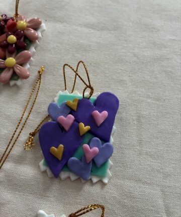 Suspension Small "Coeurs violets"